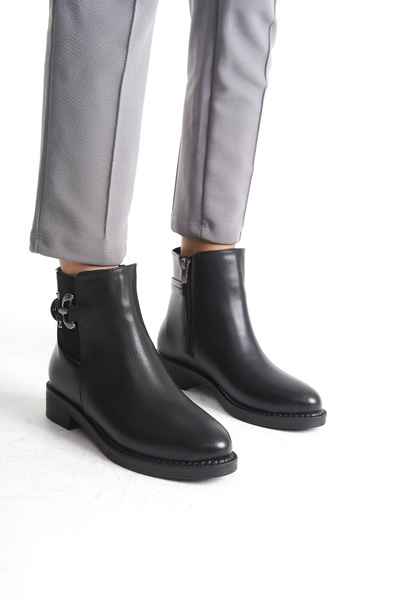 Limeo Alçak Taban Yandan Lastik ve Fermuarlı Toka Detaylı Kadın Siyah Bot Bootie