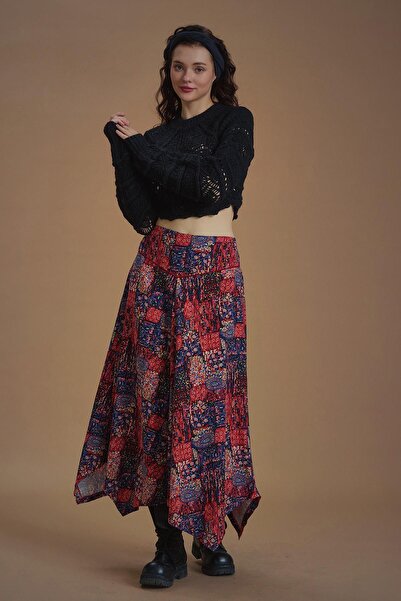 Los banditos Fusta roșie cu model etnic cu tăietură asimetrică cu detaliu de țevi