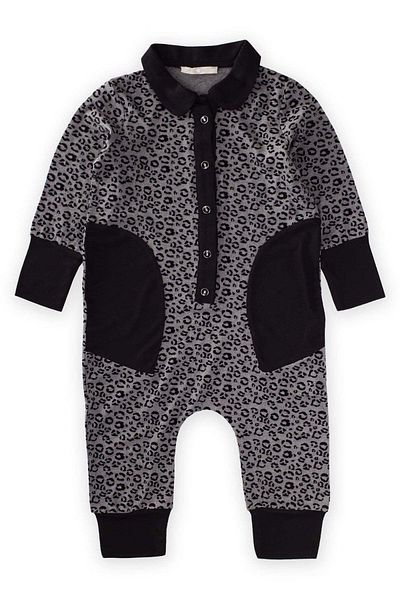 Oliven The Kid Black Leopard Printed Collar Jumpsuit