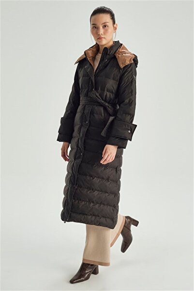 Womania BERLİN MONT