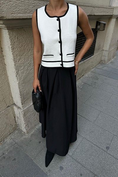 YOUR NAME White Steel Knitted Women's Vest