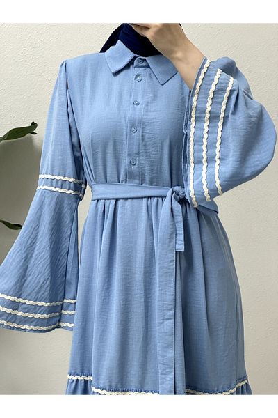 Modamorfo Baby Blue - vyšívané šaty s vyšívanými rukávy a sukní