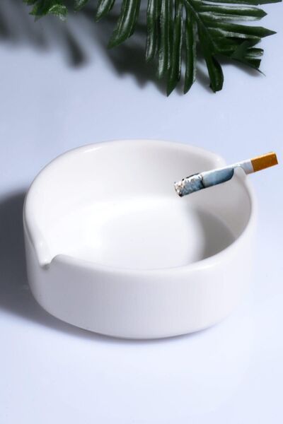 SLAINTE SLAİNTE Ματ Κεραμικό Ταψί Τέφρας Απλό Στρογγυλό Ταψί Τέφρας 10 εκ. Λευκό