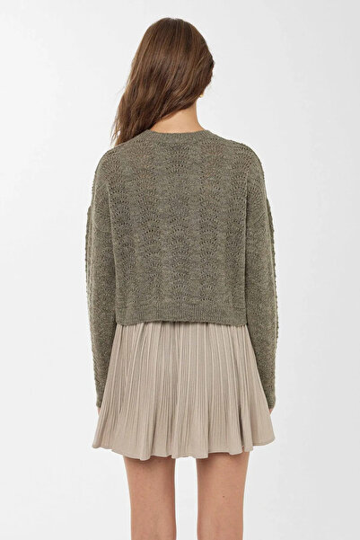 Hiccup Short Crew Neck Sweater