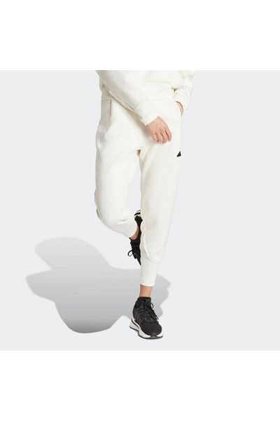 adidas Set pantaloni și pantaloni de trening pentru femei - W Z.n.e. Pt Is3912