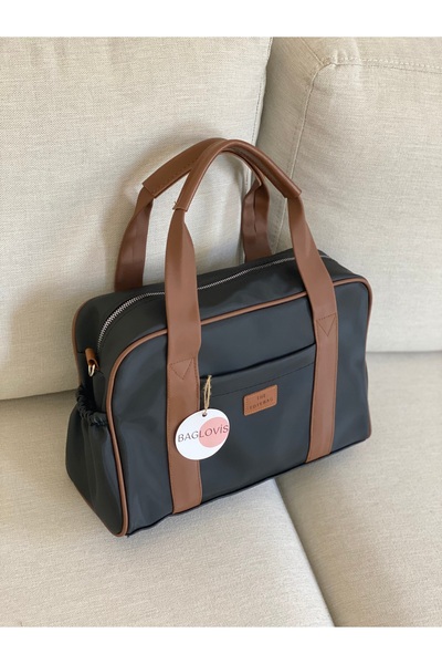 BAGLOVİS حقيبة من الساتان متوسطة الحجم مع تفاصيل جيب أمامي وجانبي، بطانة داخلية