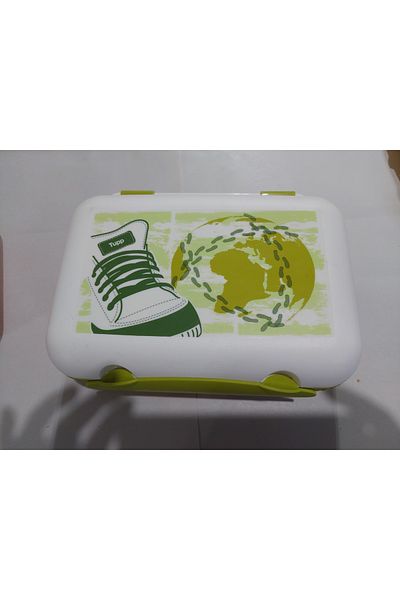 Tupperware Lunch Box