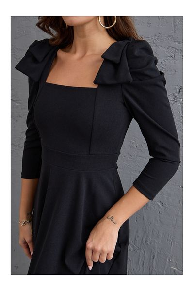 Elif Özbey Butik Rochie cu guler pătrat cu panglică neagră