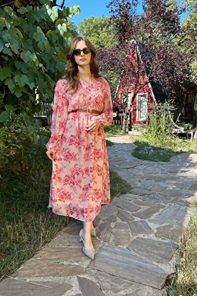 HELİS BUTİK Rochie din sifon cu centura florala roz