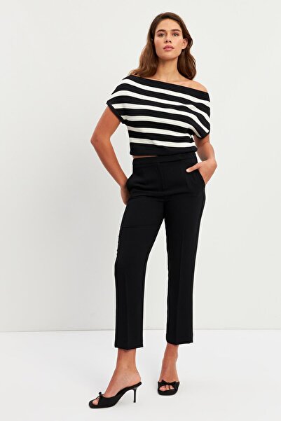 Setre Чорні штани з кишенями та поясом