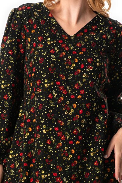 Eliş Şile Bezi Uzun Kol Evren Pazen V Yaka Sonbahar ve Kışlık Çiçek Desen Fırfırlı Kısa Elbise Siyah Syh
