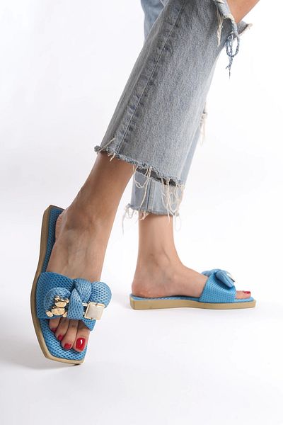 Moda Değirmeni Papuci de damă Baby Blue cu panglică