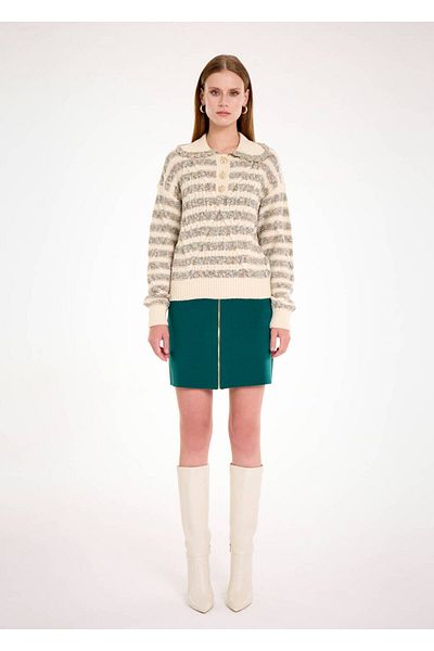 Knitss Tricotaj texturat cu detaliu de guler