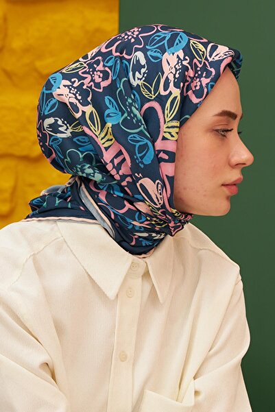 İpekhan Μοντέλο παστέλ σκούρο μπλε βαμβακερό κασκόλ βισκόζης