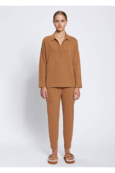 Knitss Πλεκτό πλεκτό πουλόβερ με λεπτομέρεια πλεξούδας με λαιμόκοψη πόλο από καμέλ κασμίρ