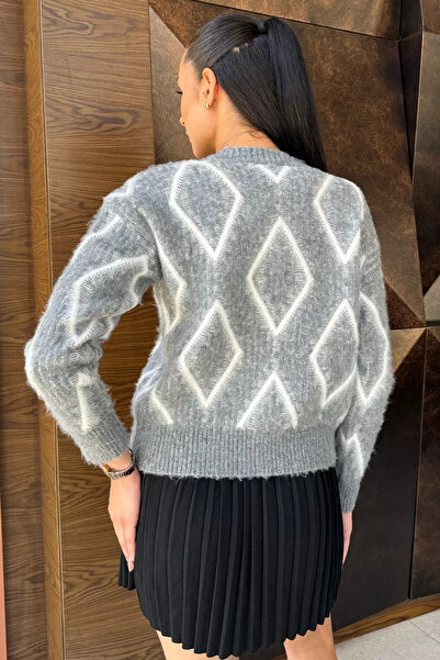 GÜLSELİ Pulover de damă gri, cu model, brodat cu piatră