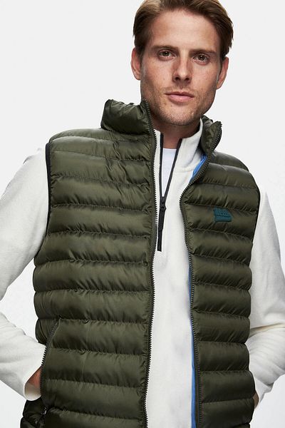 UCLA Blume Green Zip and Pocket Polyester Standard Fit Men's Vest