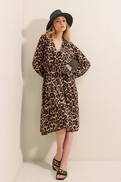 Bigdart 2320 Double Breasted Collar Dress - Beige