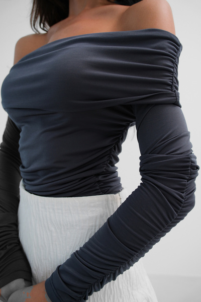 Black Fashion Off-Shoulder Strapless Gray Blouse