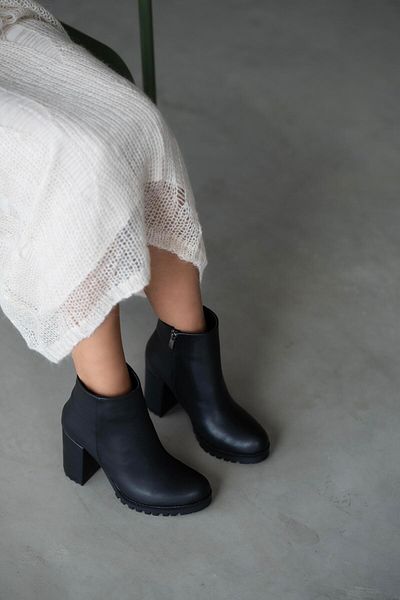 sovrana Platform Heeled Short Boots Black