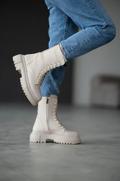 sovrana Thick Sole Lace Detailed Boots Beige