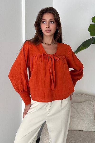 Fav Style Bluză de damă cu decolteu în V, cu mânecă lungă, detaliată, portocaliu