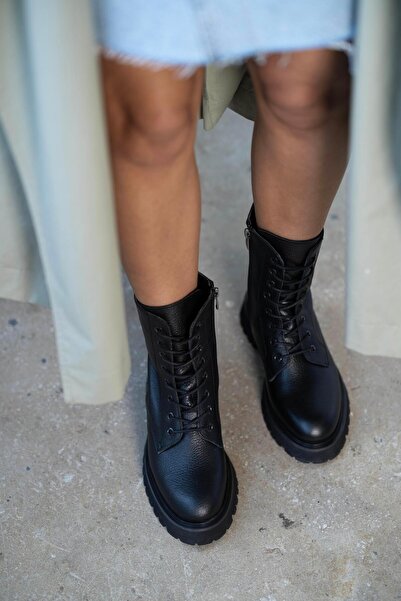 sovrana Lace Detailed Genuine Leather Boots Black