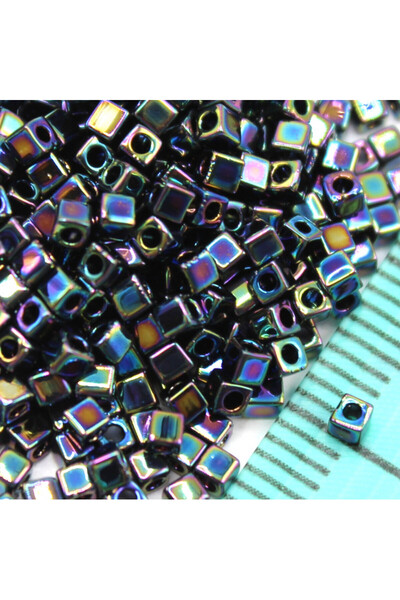 Miyuki Mărgele pătrate 1,8 mm Nr.: 8