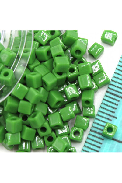 Miyuki Kvadratna perla 3 mm Br: 15