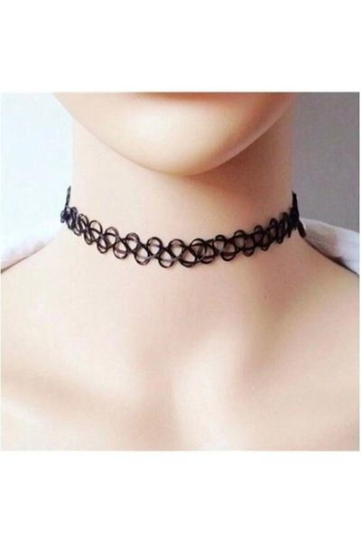 Melantis Wire Choker - Stylish and Comfortable Design