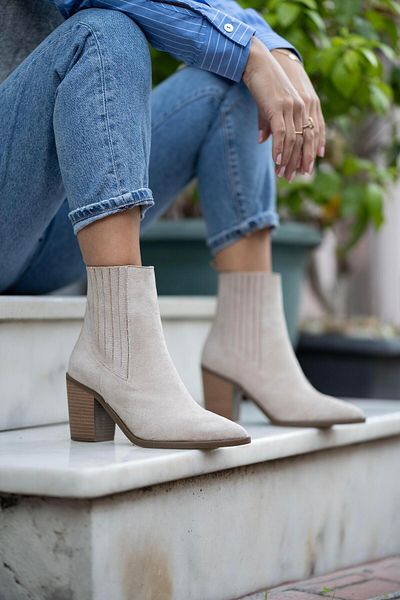 sovrana Rubber Detailed Heeled Boots Beige Suede