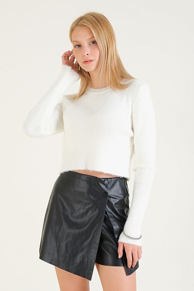 Giyim Dünyası Ecru Women's Crop Sweater - Zero Collar and Feather Design