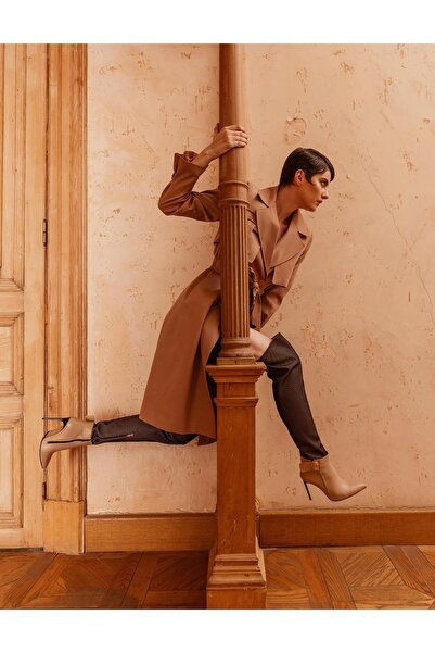 İLVİ Asmunt Hakiki Deri File Kadın Bej Topuklu Çizme