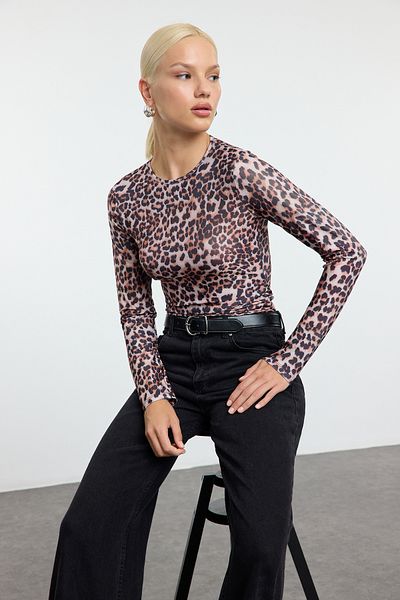 Trendyol Collection Leopárdmintás drapériás kötött blúz - színes, testhezálló, húzózsinórral részletes Twoaw25bz00259