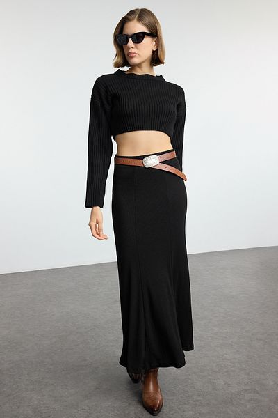 Trendyol Collection Schwarzer, schlichter, detaillierter, flexibler Maxi-Fischrock TWOSS24ET00089
