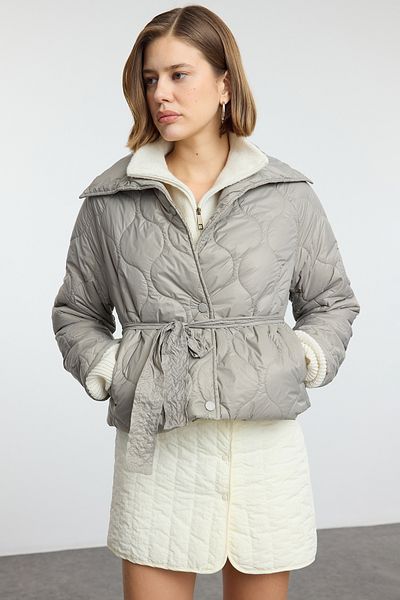 Trendyol Collection Καπιτονέ παλτό με αδιάβροχη ζώνη - Κανονική εφαρμογή TWOAW25MO00162
