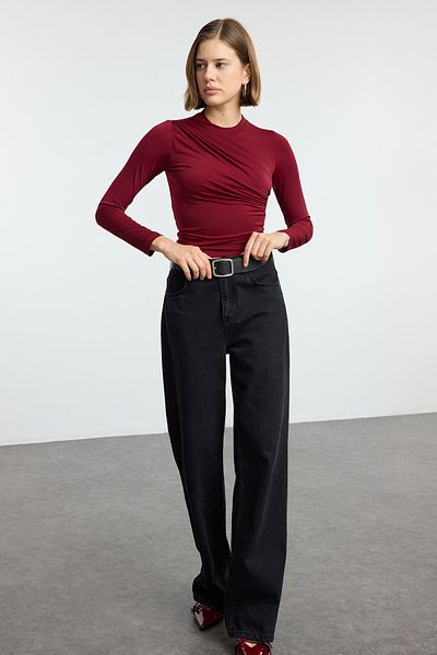 Trendyol Collection Bluză tricotată burgundă elastică - mânecă lungă cu detaliu drapaj TWOAW25BZ00238