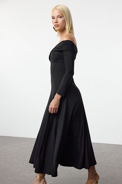 Trendyol Collection Μαύρο πλεκτό βραδινό φόρεμα σε γραμμή Α Νυχτερινό φόρεμα επιστροφής στο σπίτι TPRAW25EL00100