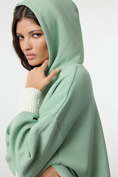 Trendyol Collection Fleecová pletenina Pletená mikina s páskem Mint s kapucí - Twoaw22sw1806