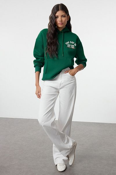 Trendyol Collection Emerald Green Oversize Hooded Sweatshirt - Slogan Print, Thick Knitted Twoaw24Sw00026