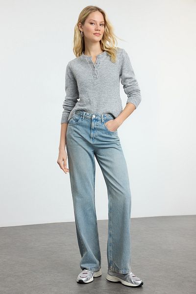 Trendyol Collection Blugi cu talie înaltă, albastru deschis, cu picioare late - TWOAW25JE00144