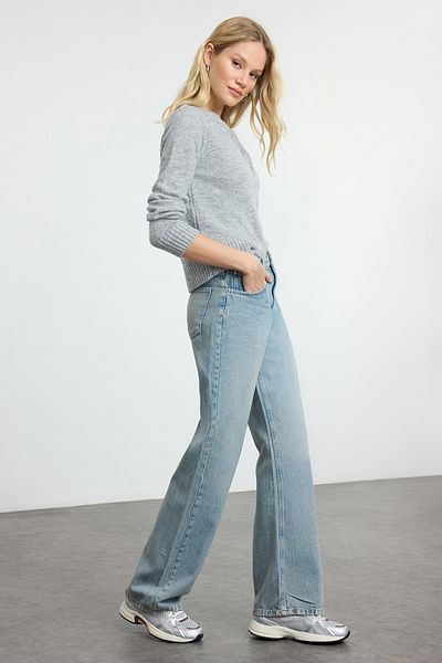 Trendyol Collection Blugi cu talie înaltă, albastru deschis, cu picioare late - TWOAW25JE00144