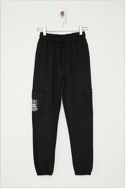 Edit by Trendyol Schwarze Sport-Jogginghose für Herren mit Reißverschlusstaschen – TEDAW25EA00017