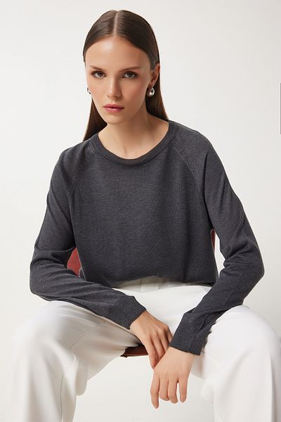 Happiness İstanbul Anthrazitfarbene saisonale Strickbluse für Damen mit Rundhalsausschnitt PF00098