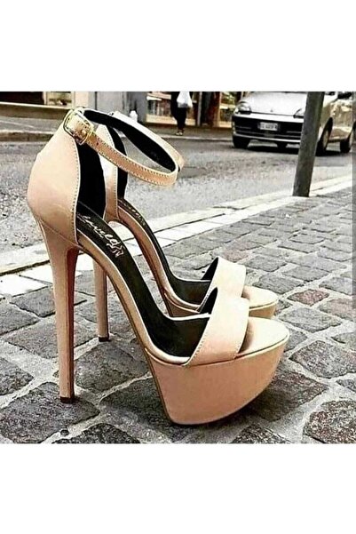 Tarz Γυναικεία παπούτσια με τακούνι με λουράκι αστραγάλου σε χρώμα δέρματος