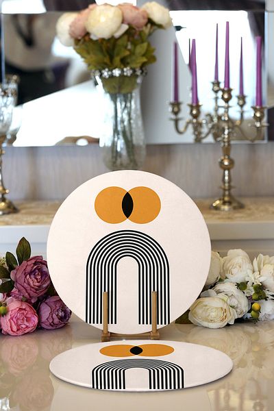 Realhomes 2-Piece Abstract Style Sun Design Digital Printed Decorative Round Charger & Placemat