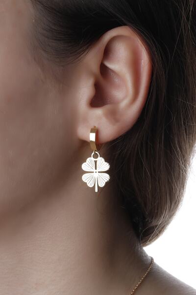 Sortie Aksesuar Yonca Figürlü Gold Küpe 007