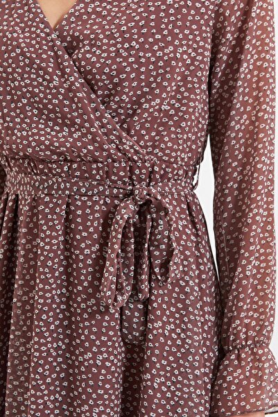 Trendyol Collection Καφέ υφαντό φόρεμα με διπλό στήθος