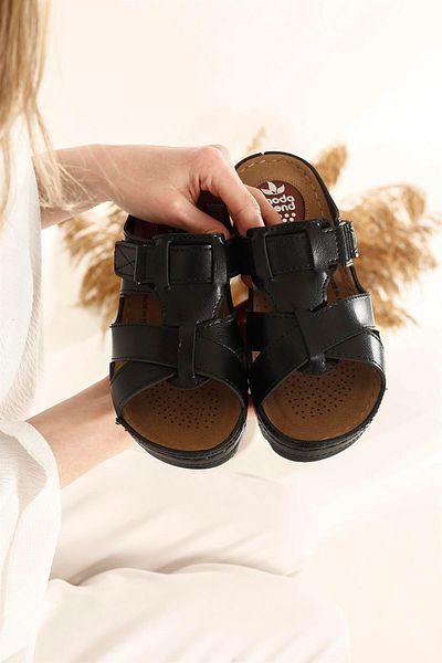 Ccway Γυναικείες Flat Παντόφλες Cross Velcro Μαύρες