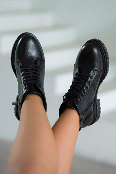 Parponi Γυναικείες μπότες από γνήσιο δέρμα με φερμουάρ KSİYAH